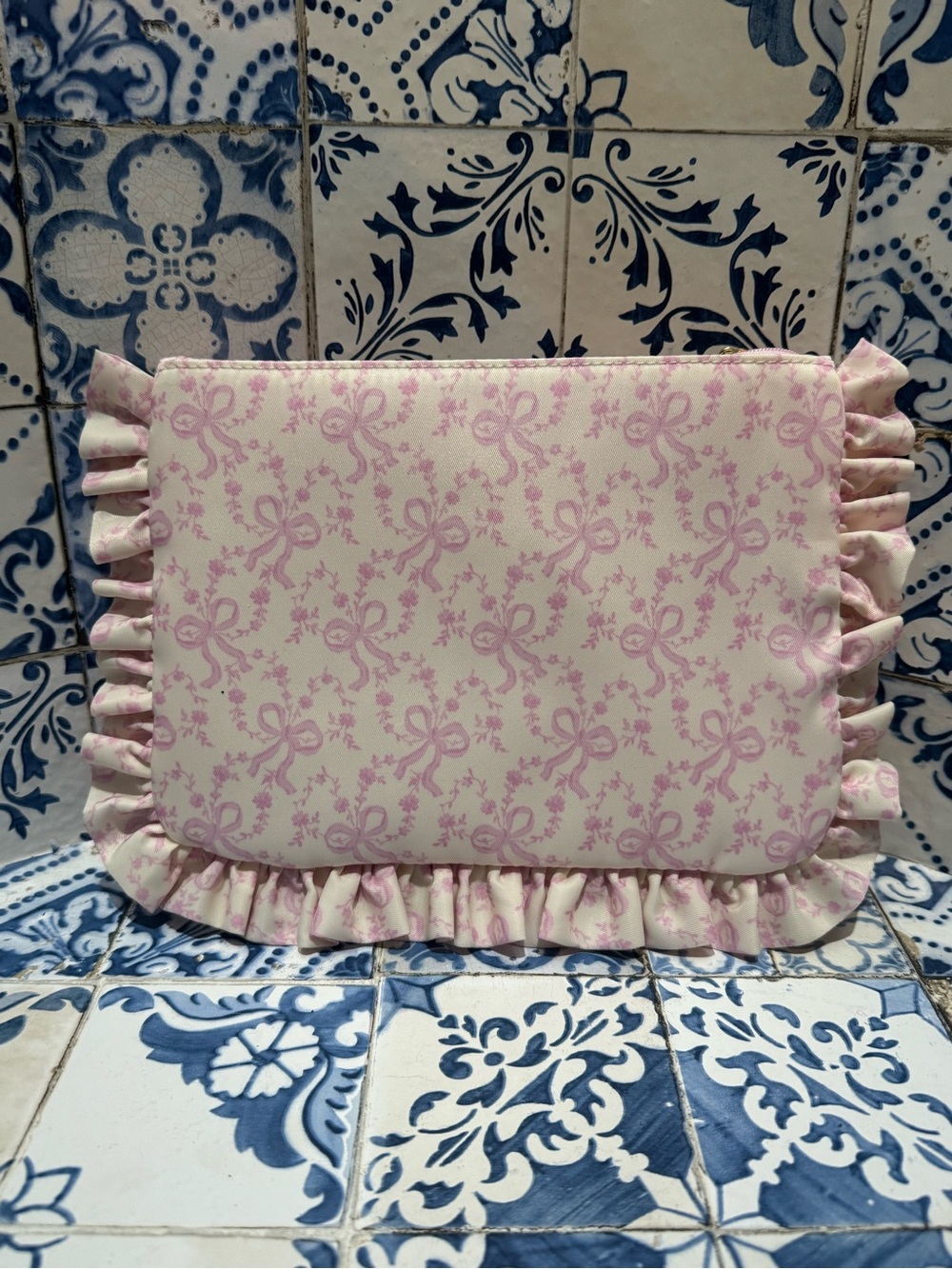 LoveShackFancy Pink Ruffle Bow Accessory Pouch - Picture 2 of 3